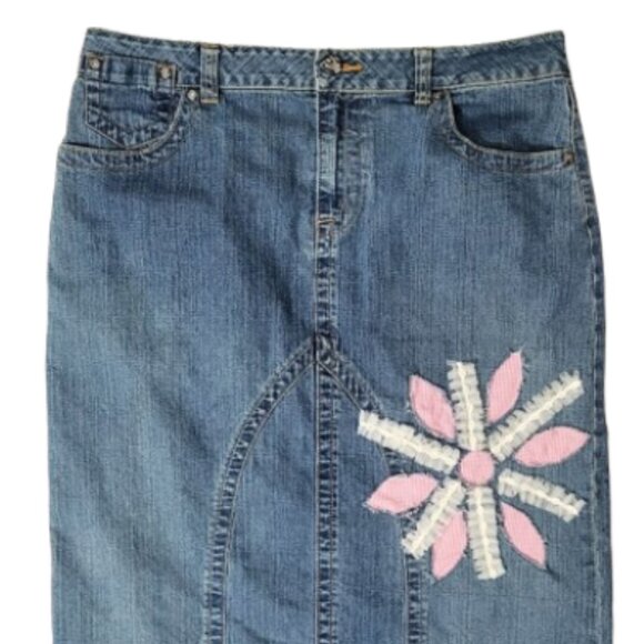 CATO Upcycled Flower Patch Long Jean Maxi Skirt With Back Split Women's Size 14 - Picture 3 of 7